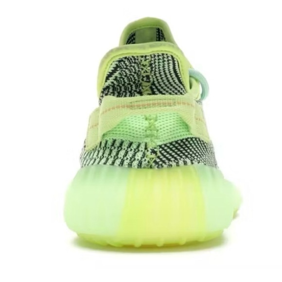 adidas Yeezy Boost 350 V2
Yeezreel (Non-Reflective)
Size 6 men 

New - Picture 4 of 9